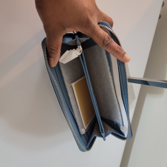 NWT Micheal kors continental wallet - Picture 5 of 5